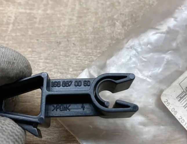 MERCEDES-BENZ A-Class W168 (1997-2004) Súčasti motorového priestoru 1688870060 34437317