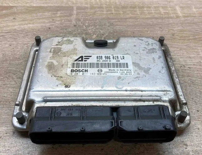 FORD Galaxy 1 generation (1995-2006) Riadiaca jednotka motora 038906019LR,0281011143 34366028