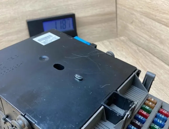 RENAULT Laguna 1 generation (1993-2001) Блок предохранителей 8200004201E,216532951 34401910