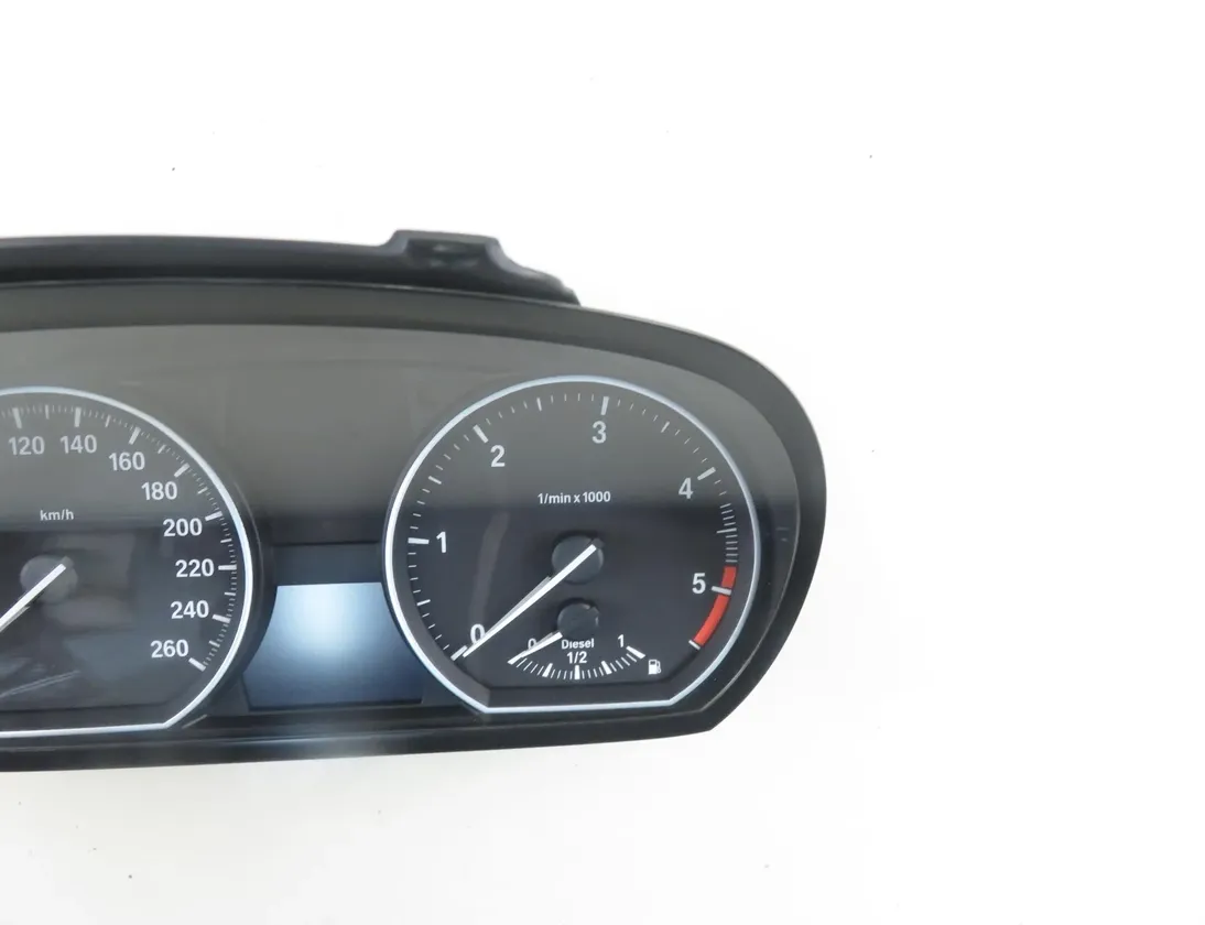 BMW 1 Series E81/E82/E87/E88 (2004-2013) Rýchlosťomer 9166823 28604571