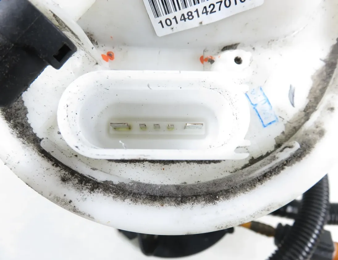 VOLKSWAGEN Passat B6 (2005-2010) Топливный насос 3C0919051Q 33527316