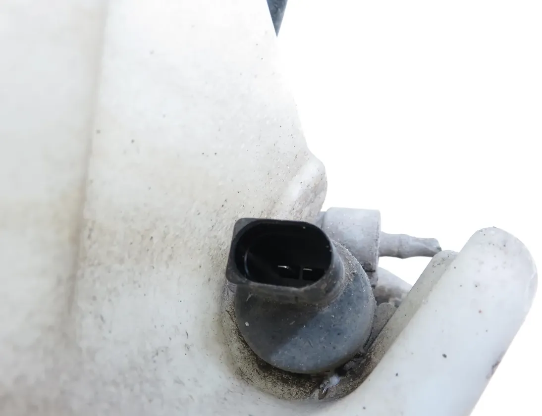 CITROËN C-Crosser 1 generation (2007-2013) Бачок омывателя 33527464