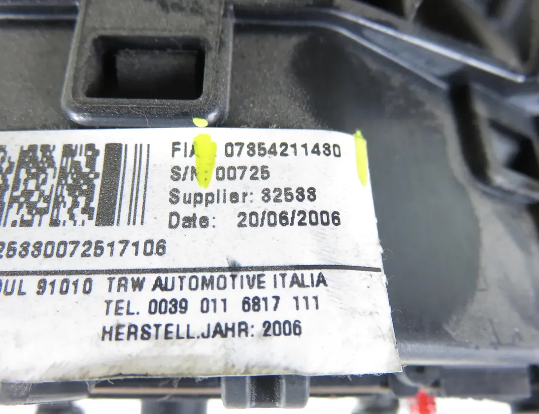 PEUGEOT Boxer 3 generation (2006-2024) Steering Wheel Airbag 07854211480 33570461