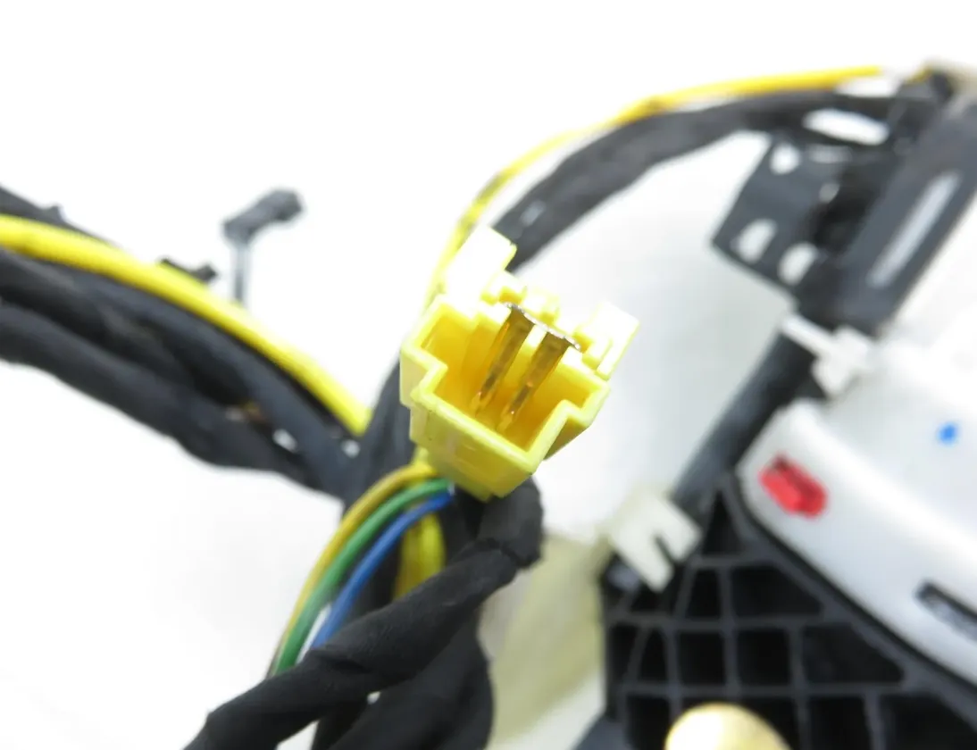 MERCEDES-BENZ S-Class W220 (1998-2005) Front Left Door Lock 2207206935 33570577