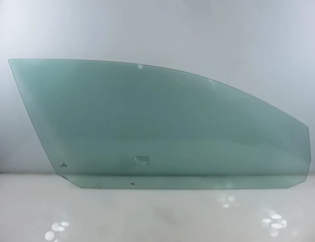VOLKSWAGEN Golf 5 generation (2003-2009) Front Right Door Glass 33576935