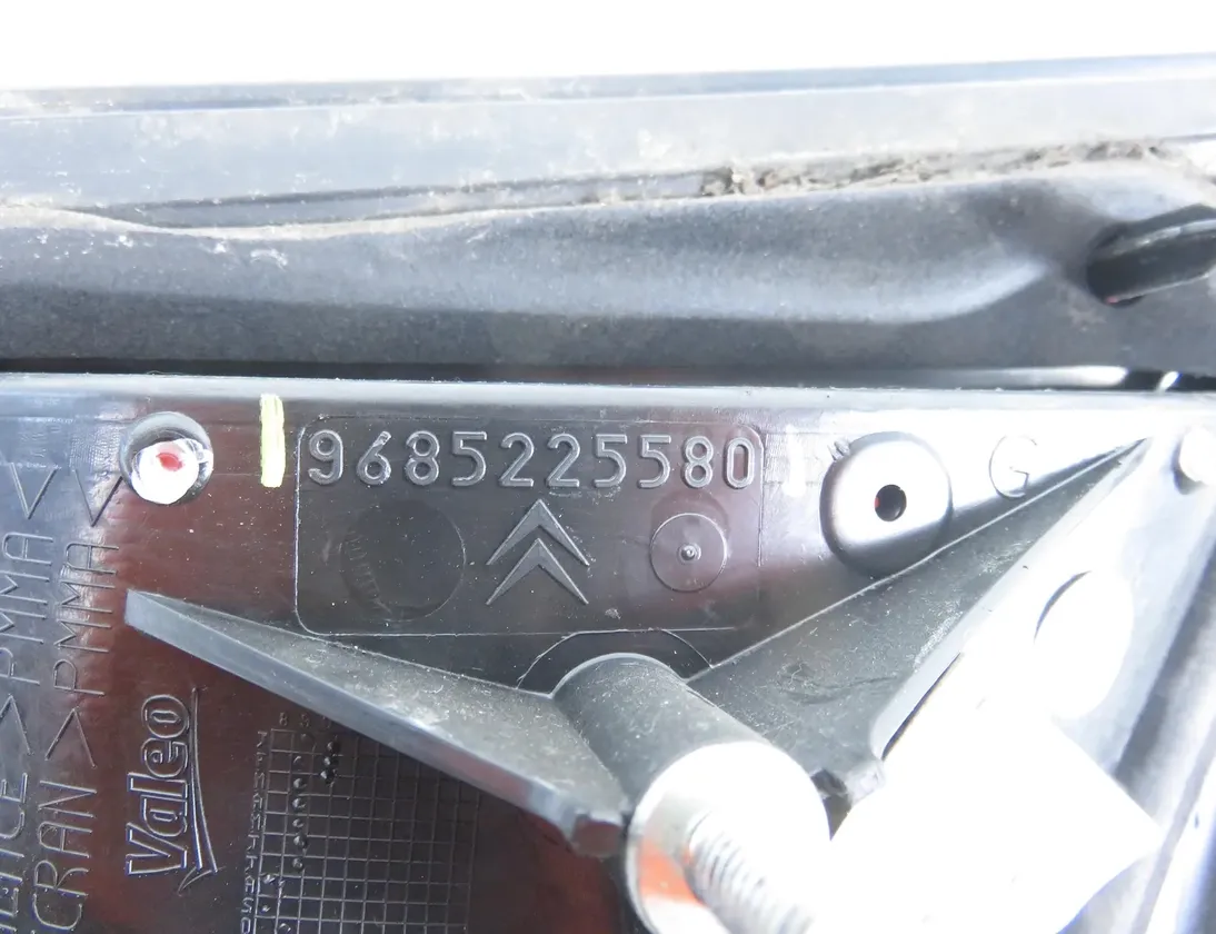 CITROËN C3 2 generation (2009-2016) Rear Left Taillight 9685225580 33583159