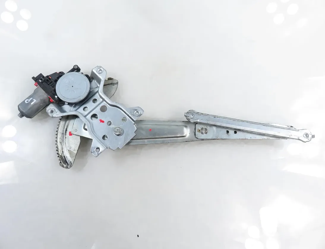 SUZUKI SX4 1 generation (2006-2014) Regulátor okna ľavých predných dverí 8353063J00 33583319