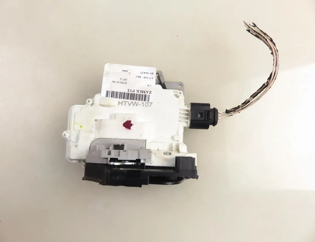 VOLKSWAGEN Passat B6 (2005-2010) Rear Right Door Lock 33584058