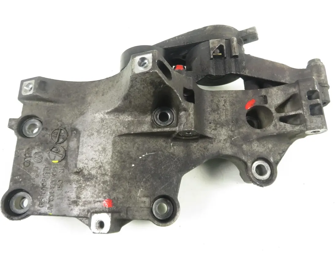 VOLKSWAGEN Golf 5 generation (2003-2009) Alternator bracket 038903143AF,03G903315C 33598938
