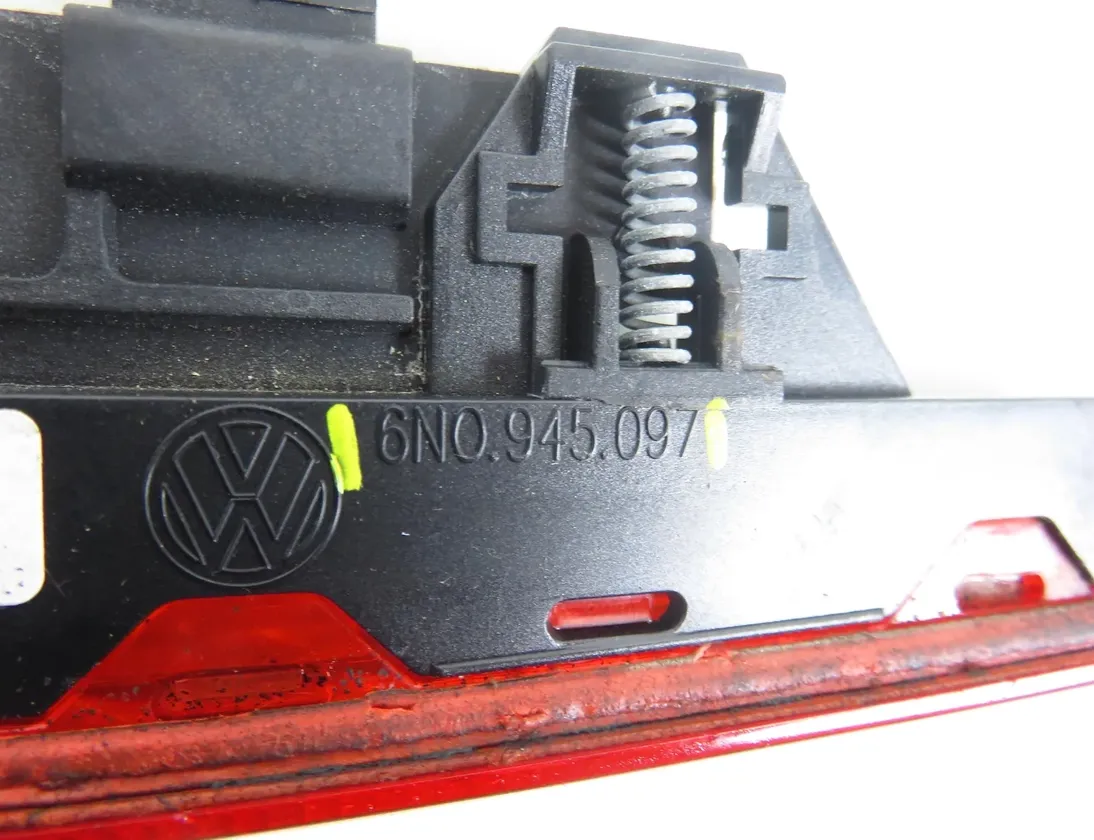 VOLKSWAGEN Polo 3 generation (1994-2002) Фонарь задней крышки 6N0945097 33618073