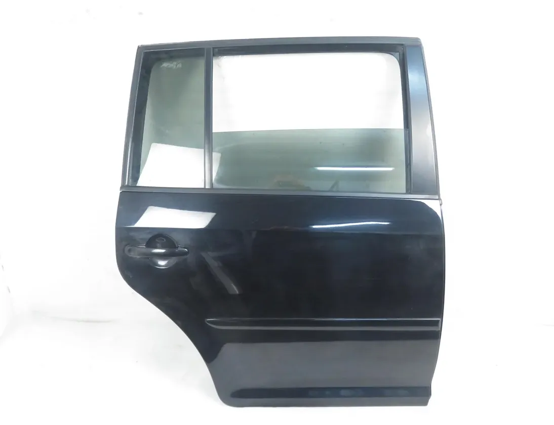 VOLKSWAGEN Touran 1 generation (2003-2015) Дверь задняя правая 33732502