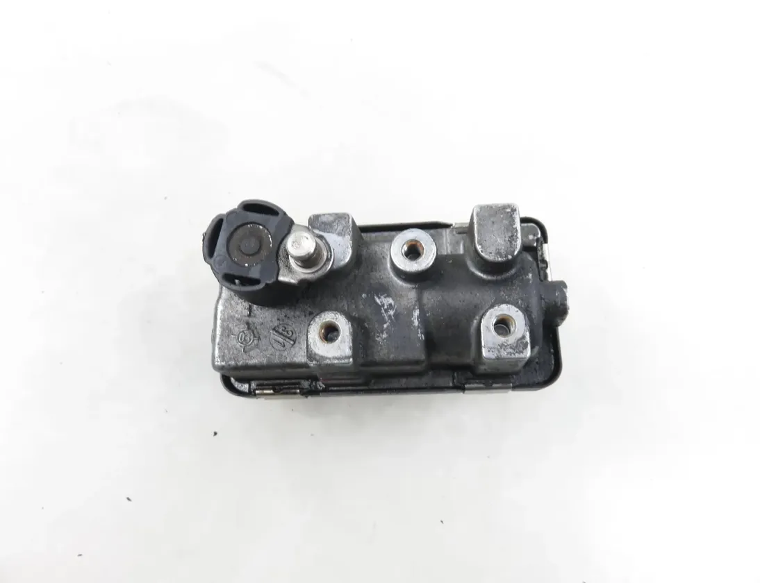 MERCEDES-BENZ S-Class W220 (1998-2005) Elektrické ovládanie turbodúchadla 6NW008412,712120 34480725