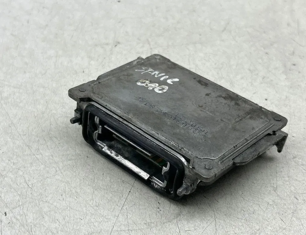 RENAULT Scenic 2 generation (2003-2010) Xenónová svetelná riadiaca jednotka 36912021019,89034934 34117207