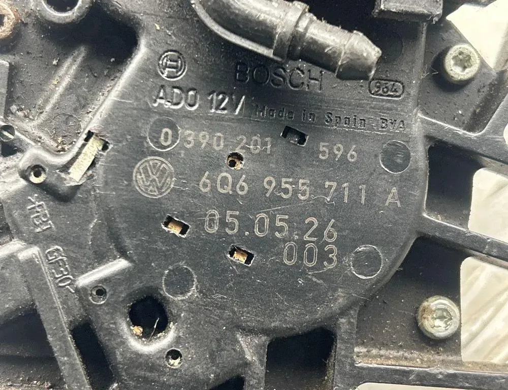 VOLKSWAGEN Polo 4 generation (2001-2009) Motor stierača zadného okna 6Q6955711A,050526 34124611