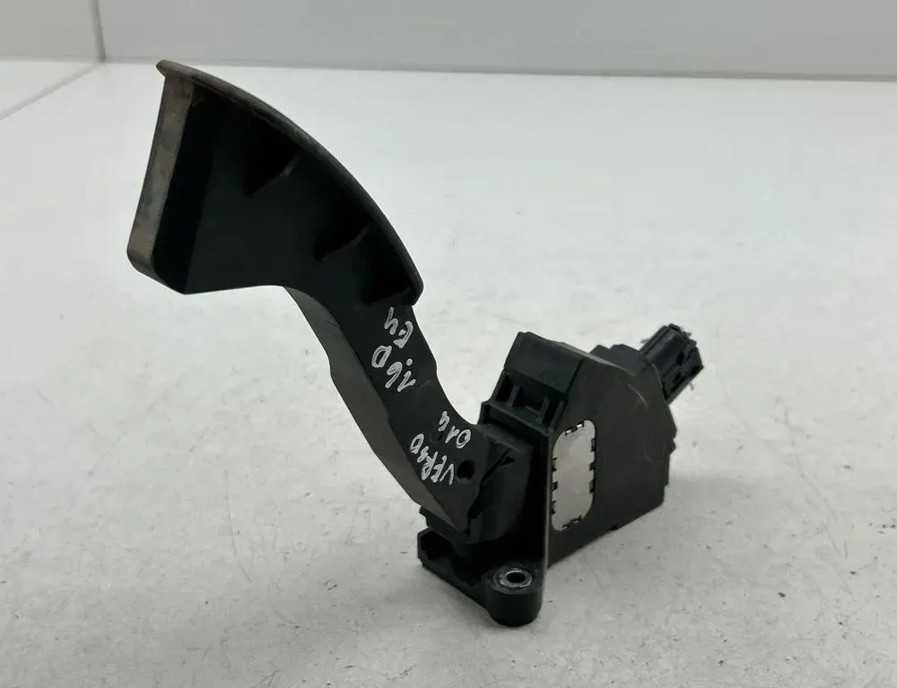 TOYOTA Avensis Verso 1 generation (2001-2003) Throttle Pedal 07964182668,7811002012,133310 34123846
