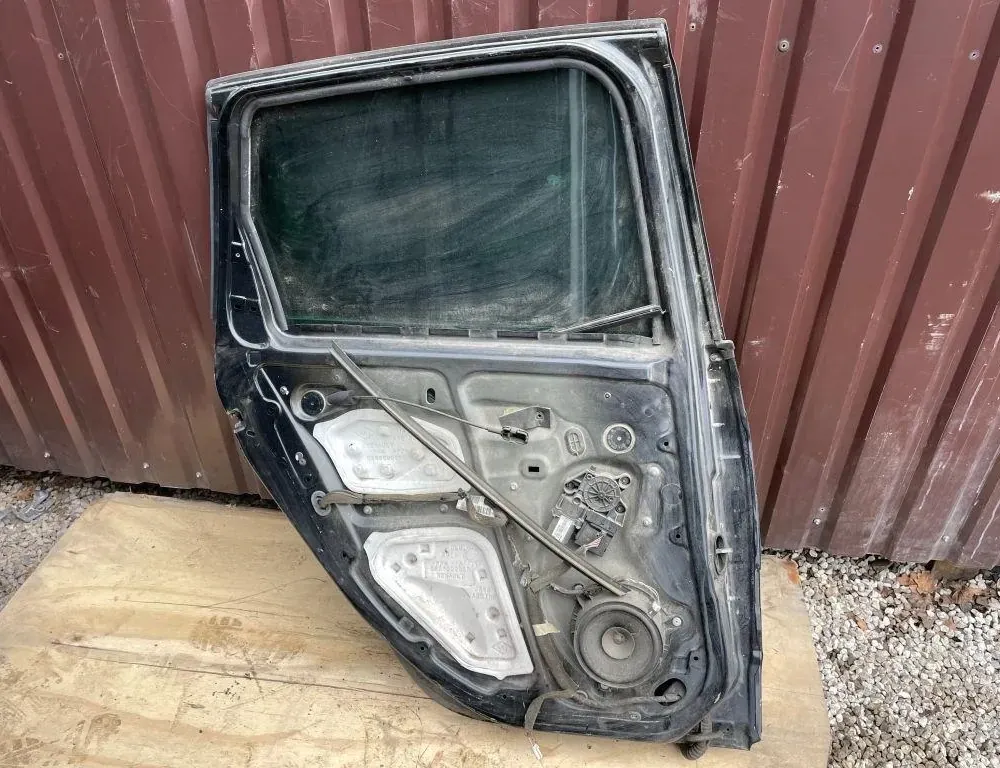 RENAULT Scenic 2 generation (2003-2010) Дверь задняя правая 34089251