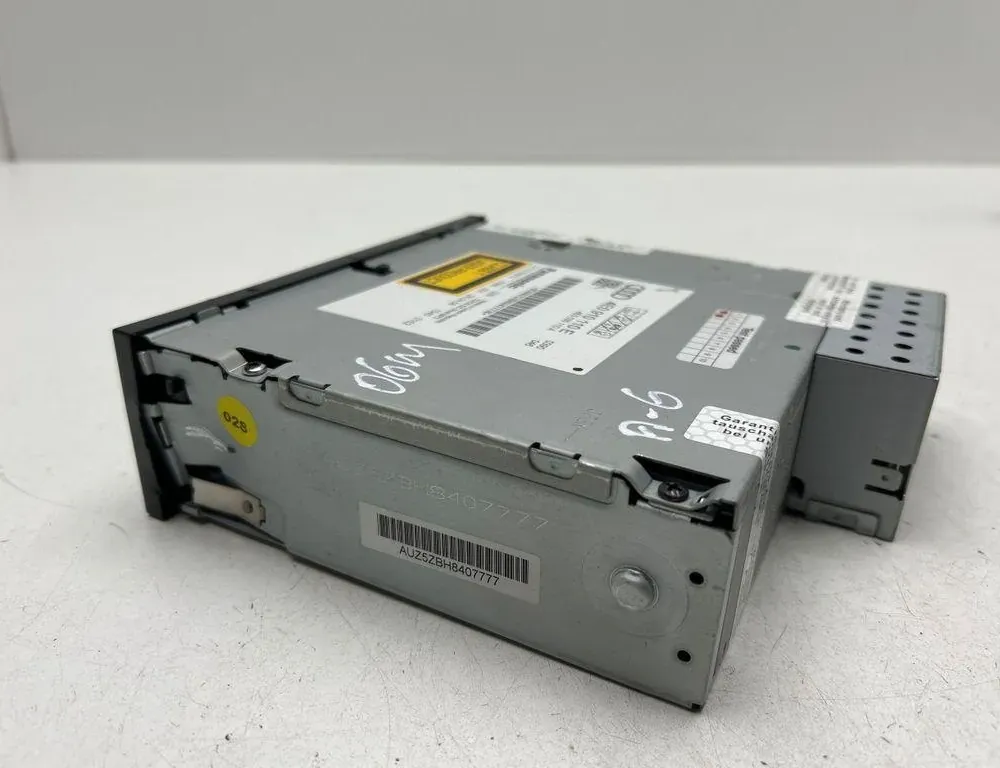 AUDI A6 C6/4F (2004-2011) CD Changer CXCA1697G,4E0035110A,4E0910110E 34101739