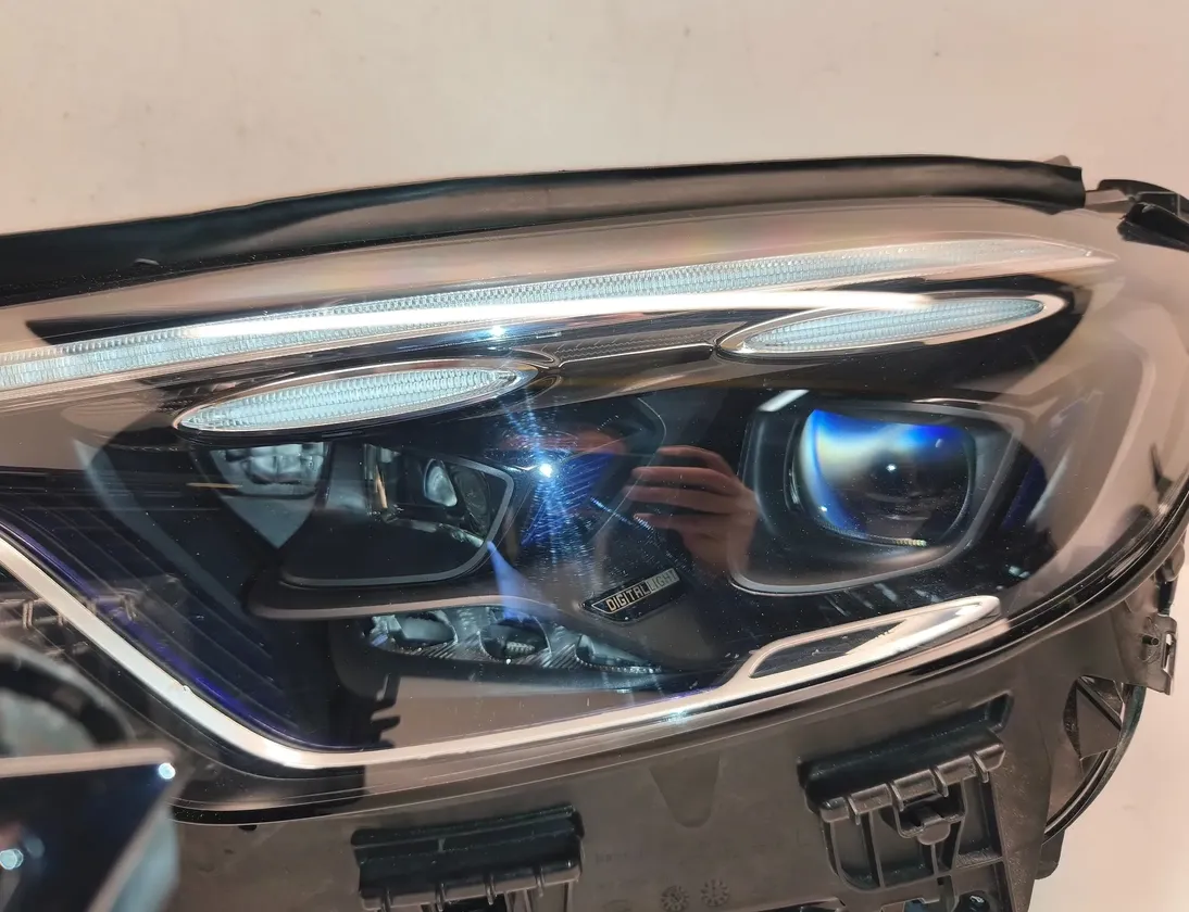 MERCEDES-BENZ GLC X254 (2022-2023) Predný ľavý pravý svetlometový kit A2549063102,A2549063202 34214766