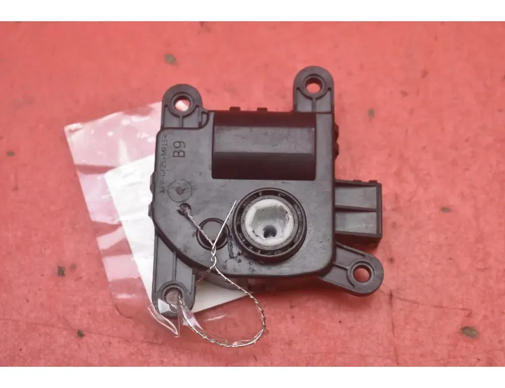 HYUNDAI Kona 1 generation (2017-2024) Interior Heater Flap Motor Actuator H40073-0891 33937660