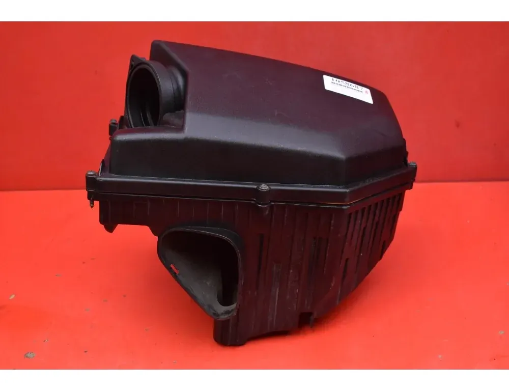 VOLVO V70 2 generation (2000-2008) Корпус воздушного фильтра 6893747 34485565