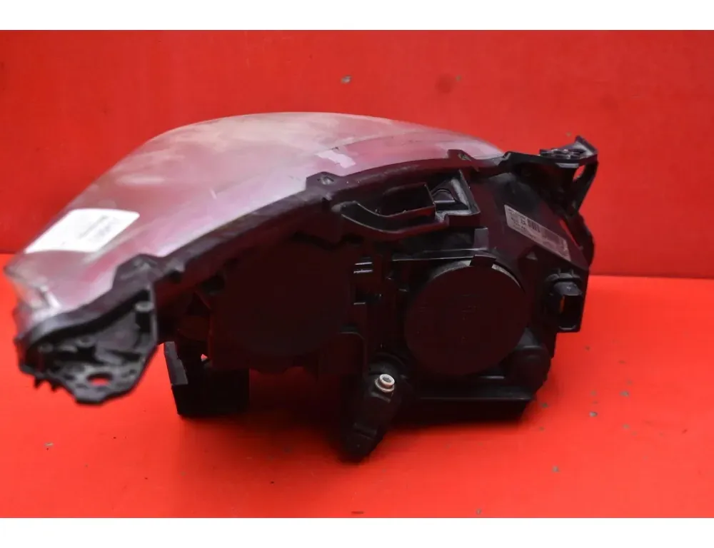 PEUGEOT 3008 2 generation (2017-2023) Фара передняя левая 9682519180 33923608