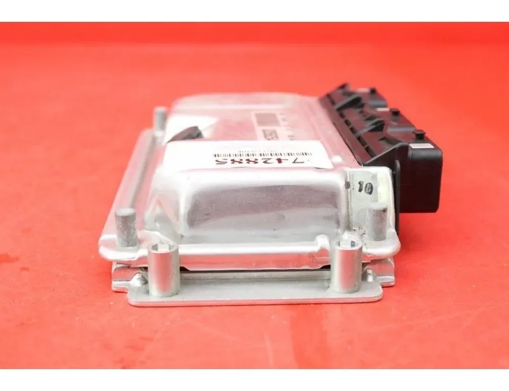 PEUGEOT Engine Control Unit ECU 9638765680 22110975