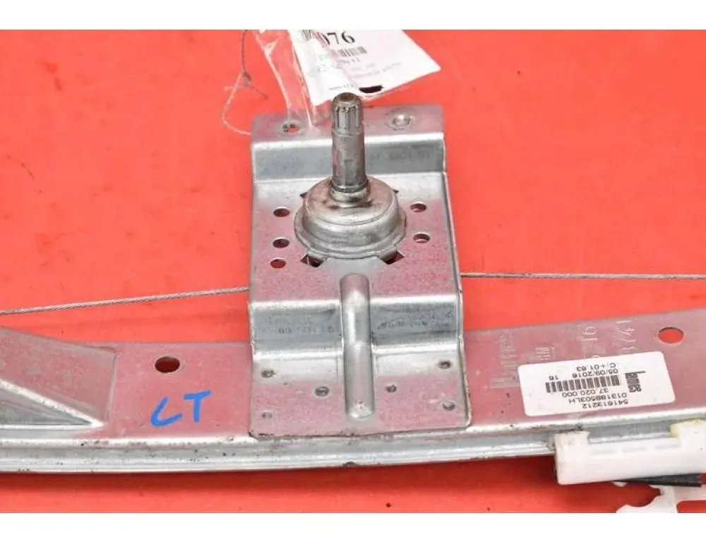 OPEL Corsa D (2006-2020) Zdvíhač pravého zadného dverového okna 541613212 25063371