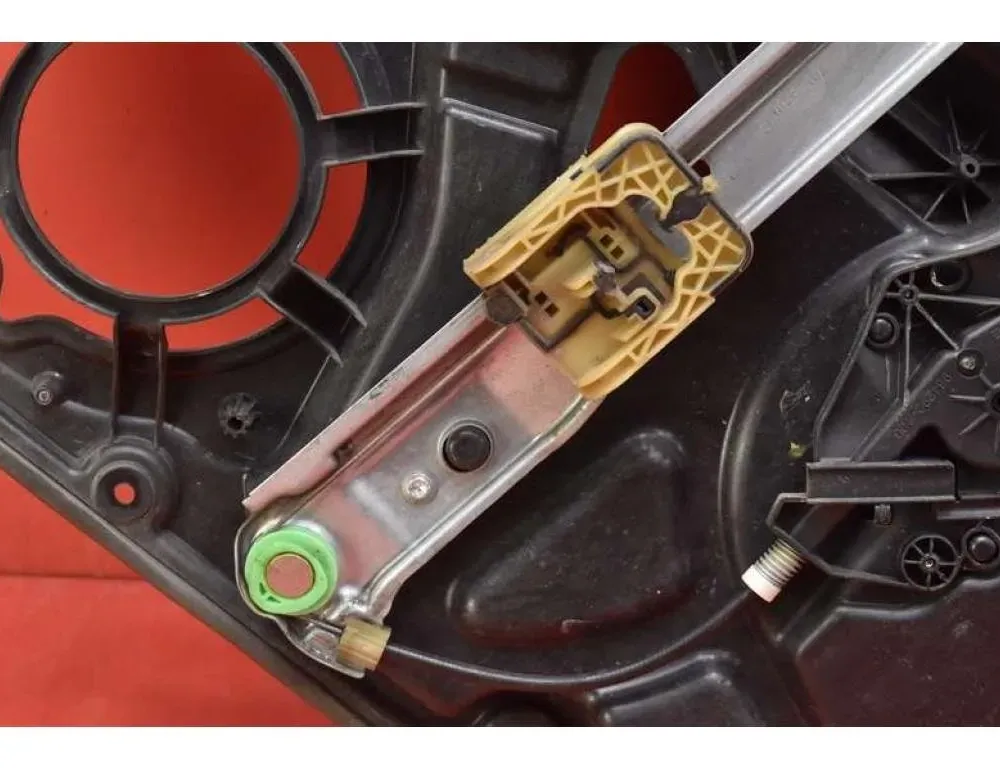 VOLVO V60 1 generation (2010-2020) Rear left door window lifter 30784312 27690175