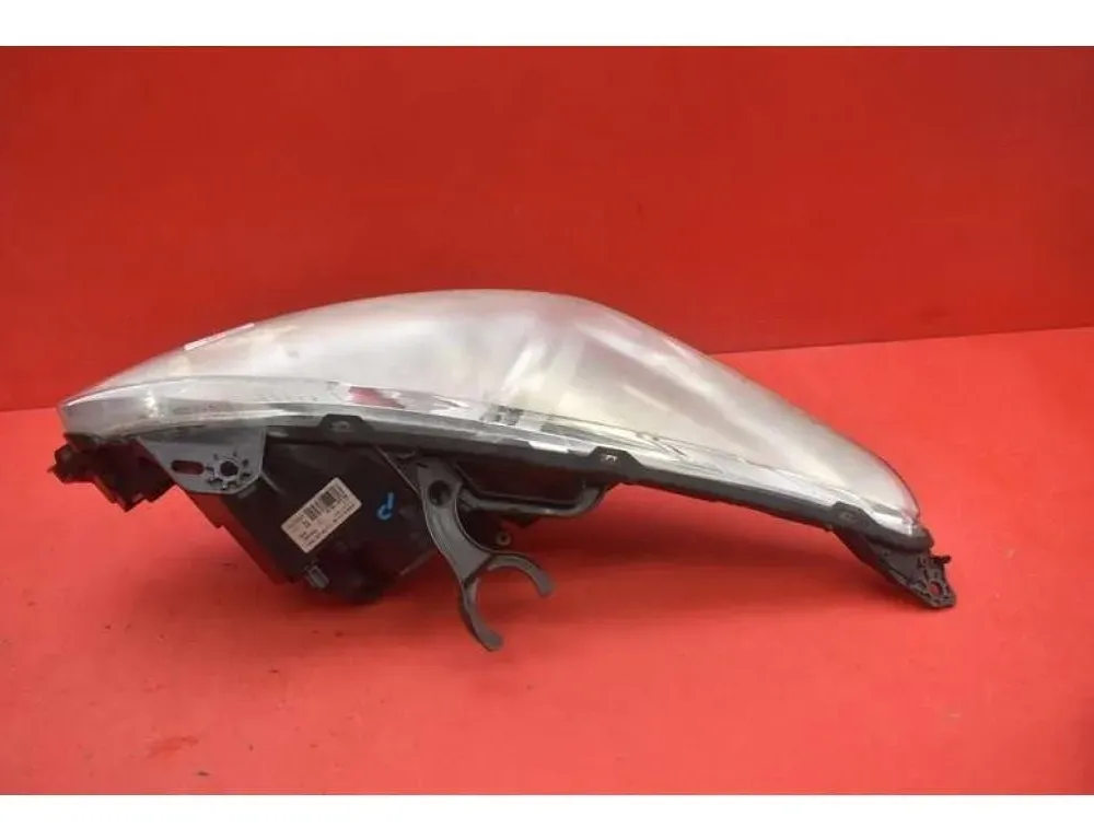 PEUGEOT 5008 1 generation (2009-2016) Pravé predné svetlo 9682519080 27690255