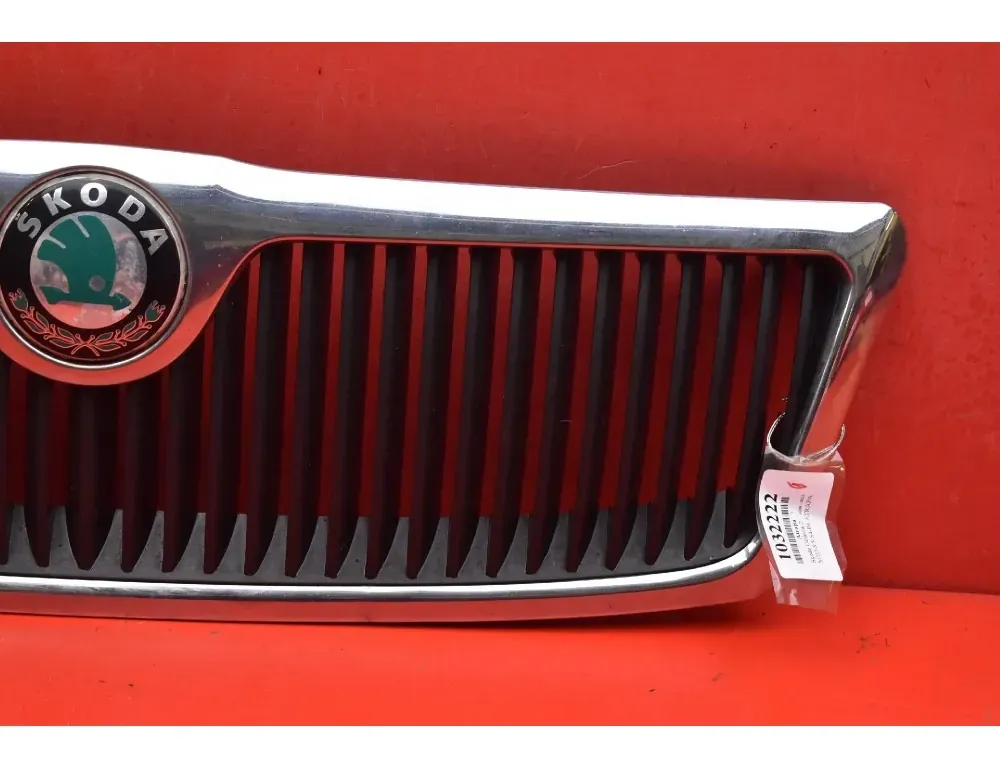 SKODA Octavia 2 generation (2004-2013) Экстерьерные вентиляционные решетки 1Z0853668 33181134