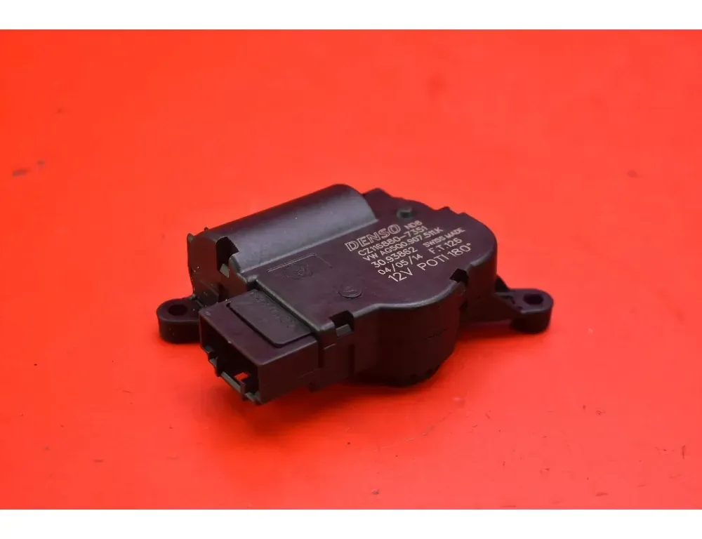 SKODA Octavia 3 generation (2013-2020) Ventily na ovládanie vnútorného kúrenia 5Q0907511A 33474156