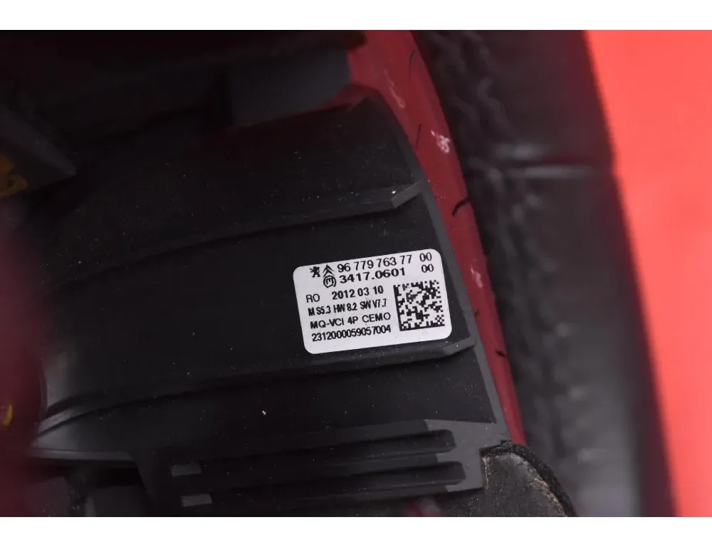 PEUGEOT 508 1 generation (2010-2020) Volant 33481564