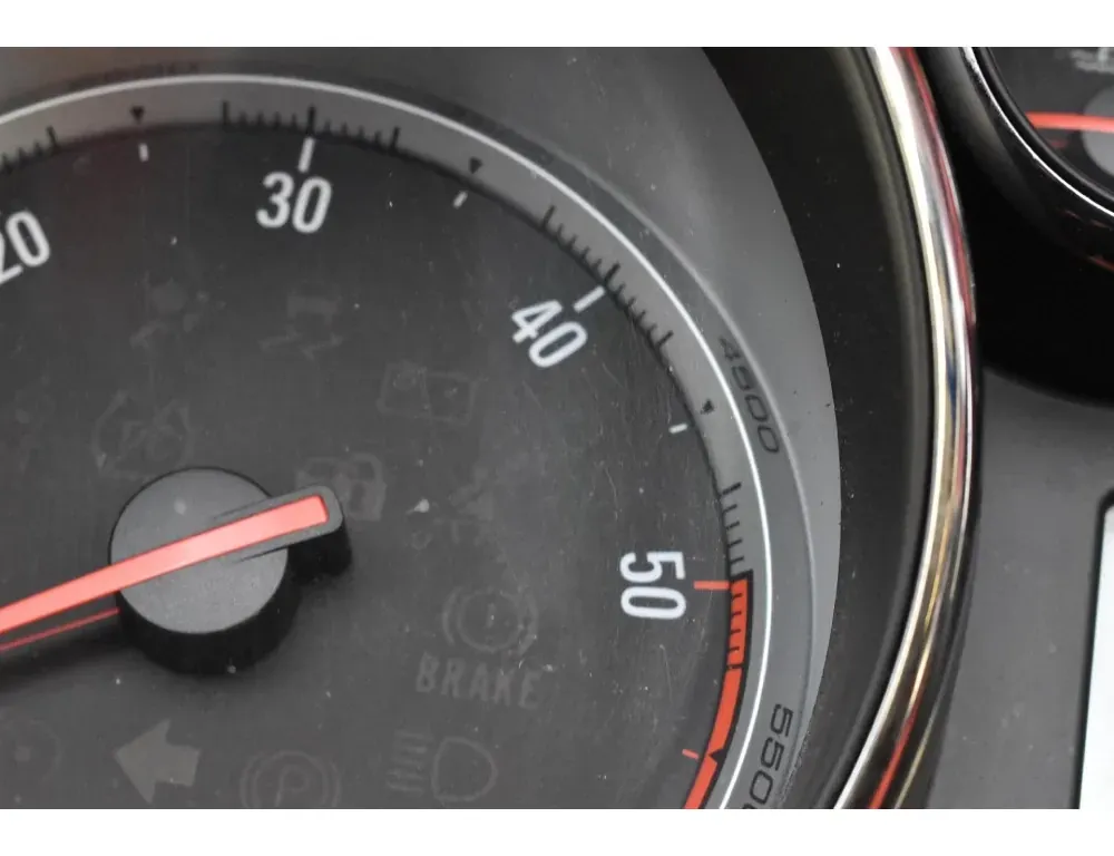 OPEL Astra J (2009-2020) Speedometer 13374964 33516898