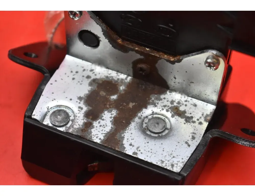 KIA Picanto 3 generation (2017-2024) Замок крышки багажника 33525794