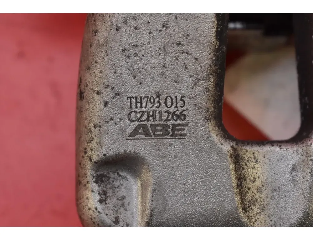 VOLKSWAGEN Touran 1 generation (2003-2015) Rear Left Brake Caliper 33525887