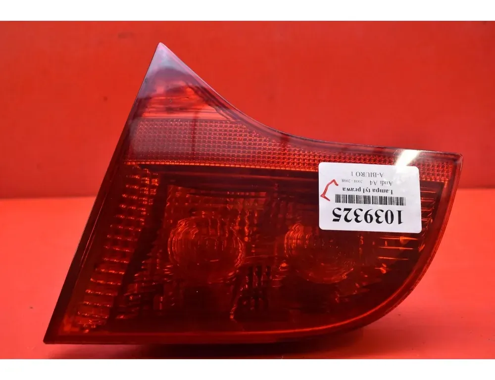 AUDI A4 B7/8E (2004-2008) Pravé zadné svetlo 8E9945094 33532988