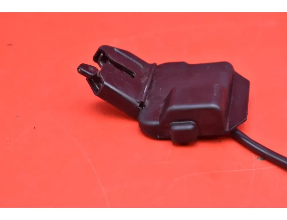 NISSAN Primera P12 (2001-2008) Tailgate Boot Lock 33533095