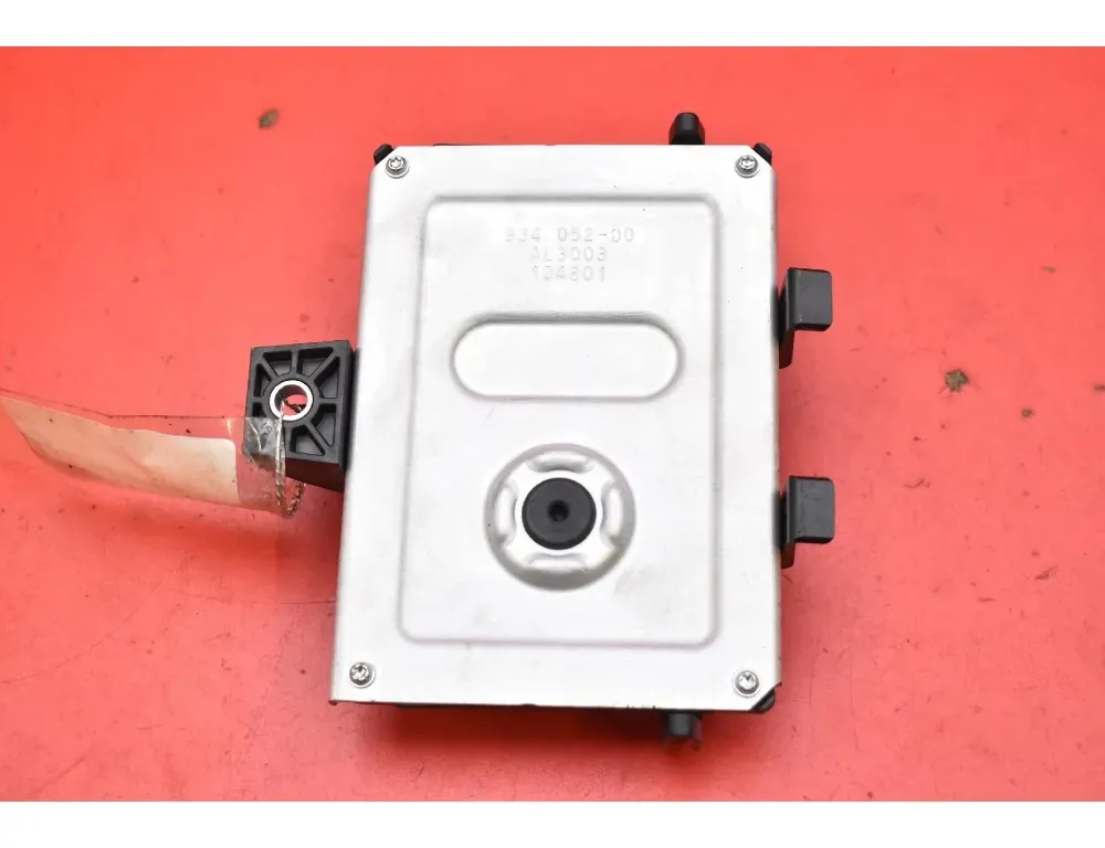 OPEL Astra J (2009-2020) Engine Control Unit ECU 20867260 33533203