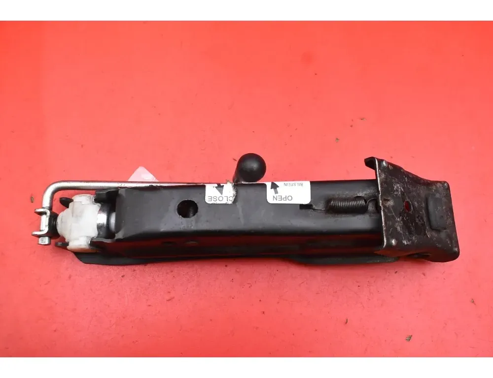 MINI Cooper R56 (2006-2015) Zdvihák 1501930-05 33679780