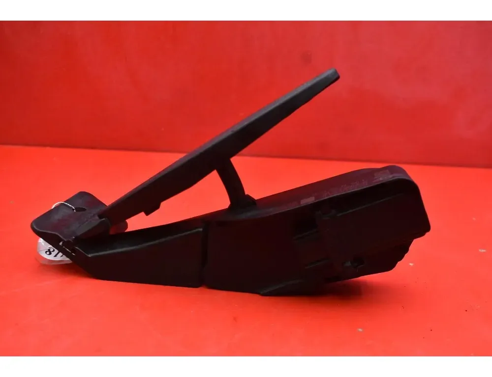 MINI Cooper R56 (2006-2015) Plynový pedál 6770150-01 33679807