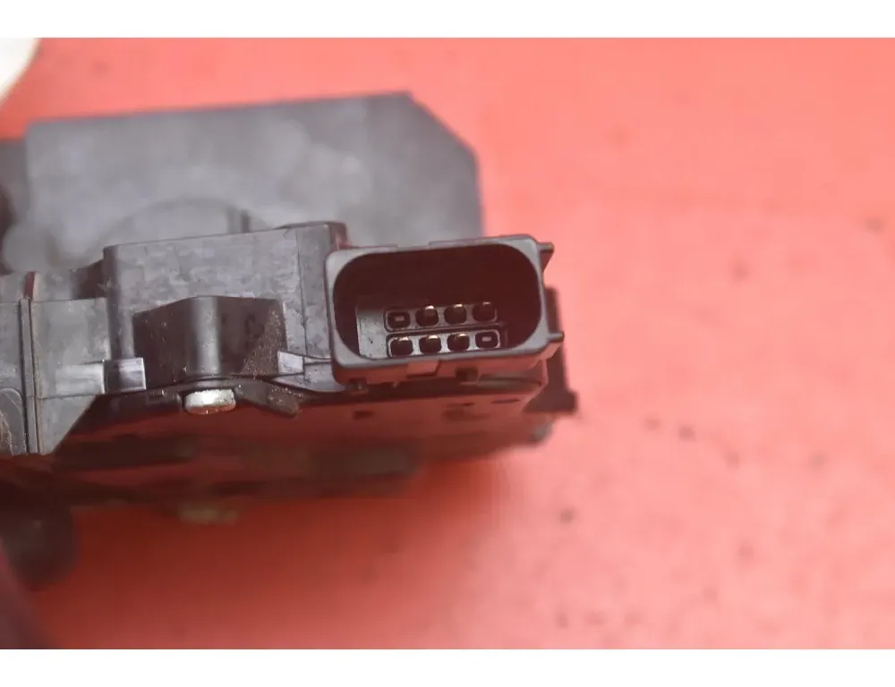 OPEL Corsa D (2006-2020) Pravý predný dverový zámok 13258274 33720748