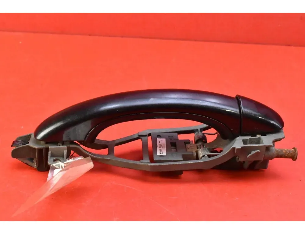 VOLKSWAGEN Touareg 1 generation (2002-2010) Rear right door outer handle 7L0839886A 33771141