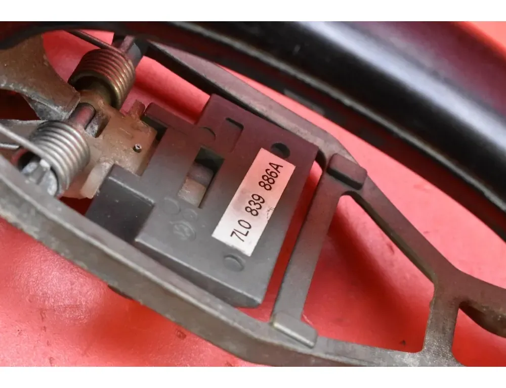 VOLKSWAGEN Touareg 1 generation (2002-2010) Rear right door outer handle 7L0839886A 33771141