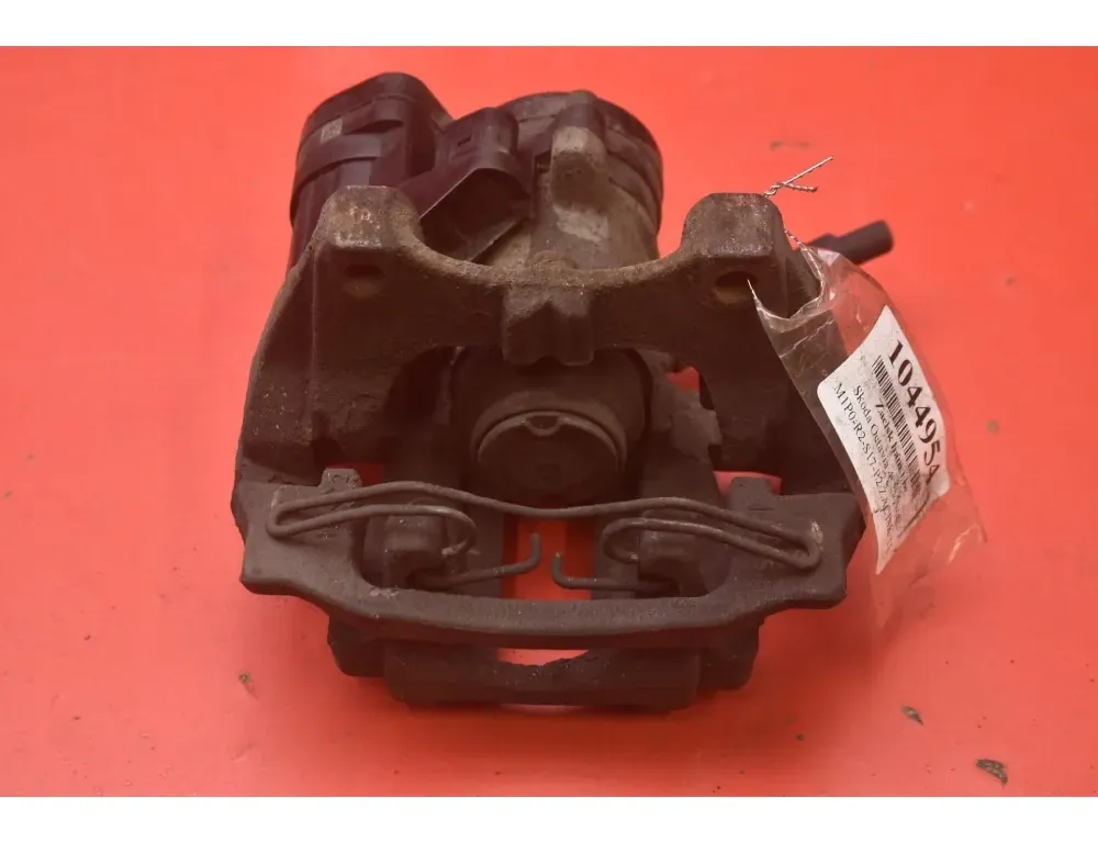 SKODA Octavia 3 generation (2013-2020) Rear Left Brake Caliper 5R3615405 33785171