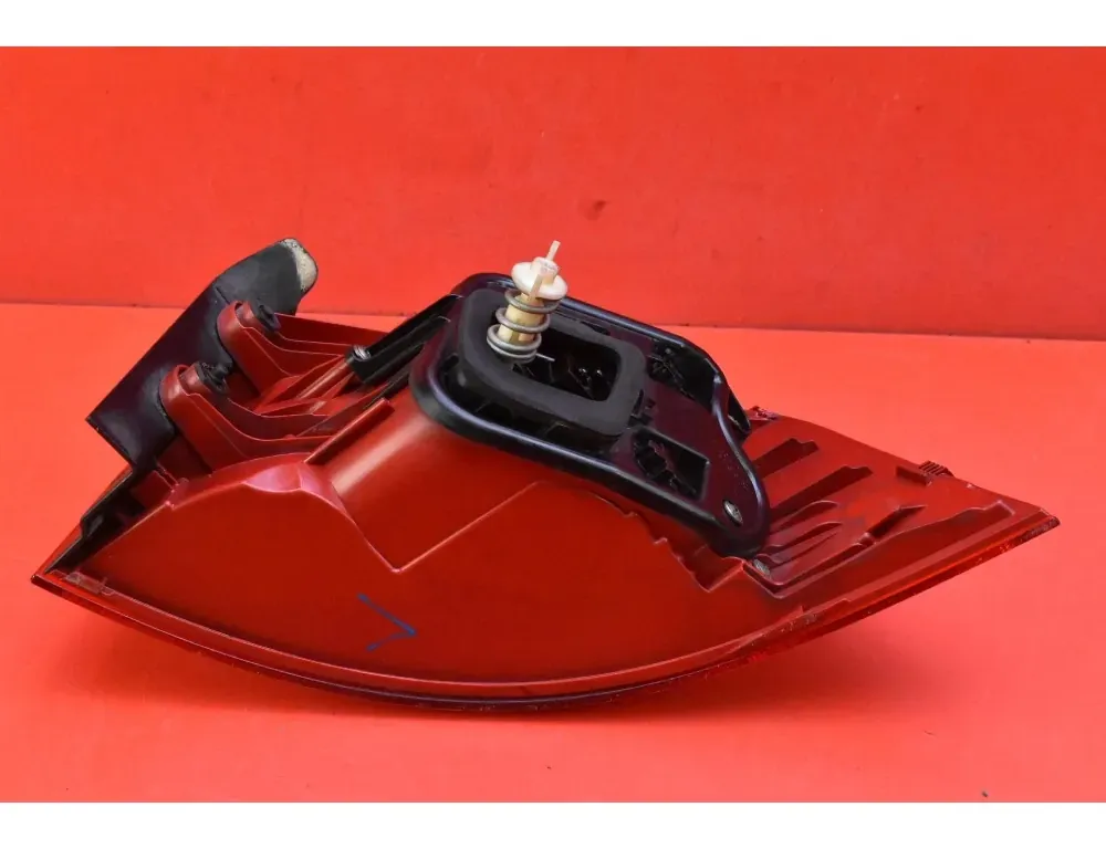 VOLKSWAGEN Passat B7 (2010-2015) Фонарь задний левый 3AF945095C 33785218