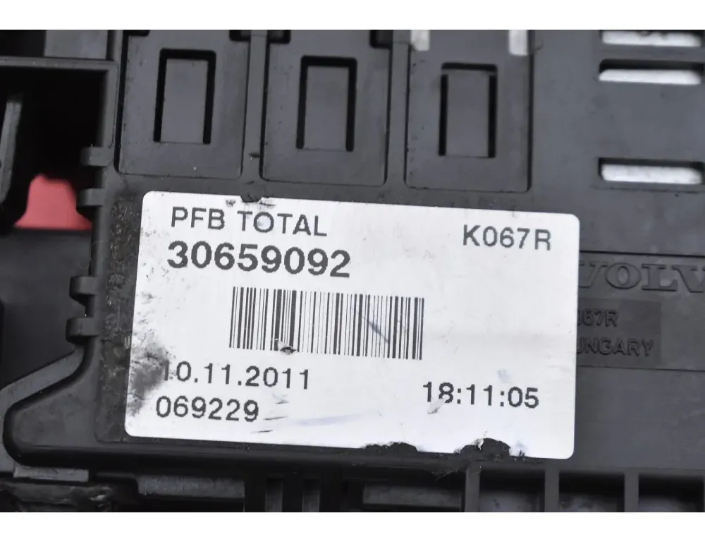 VOLVO V60 1 generation (2010-2020) Fuse Box 31337182 33800062
