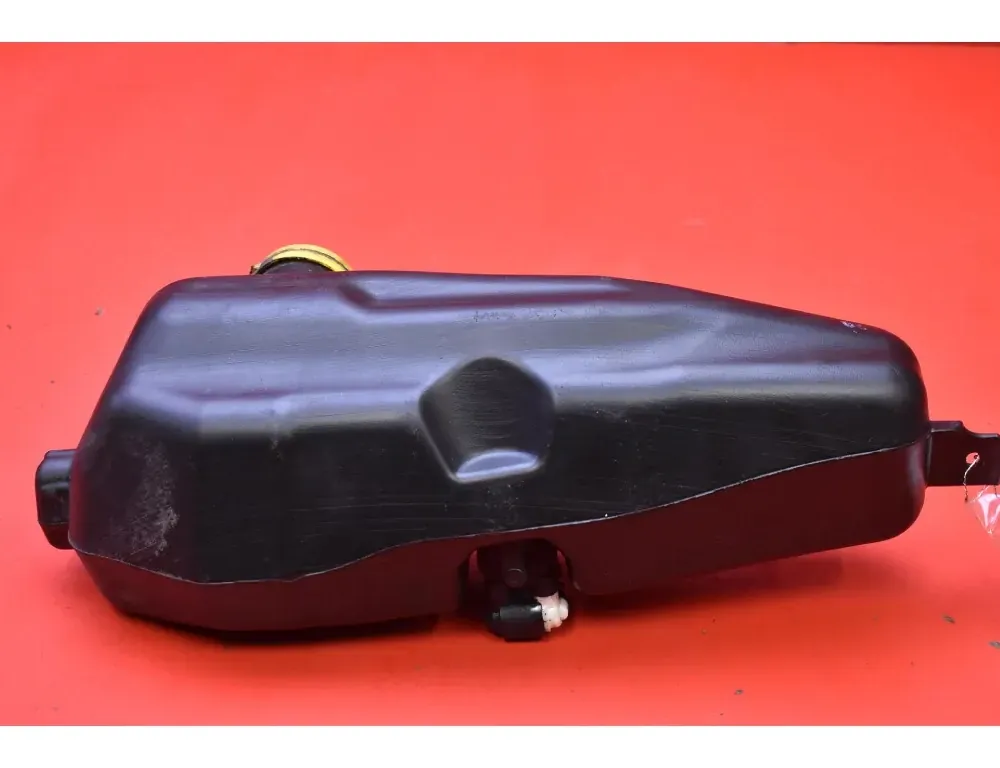 DACIA 800 Series 1 generation (1986-1999) Nádrž na ostrekovač okien 289104583R 33800283