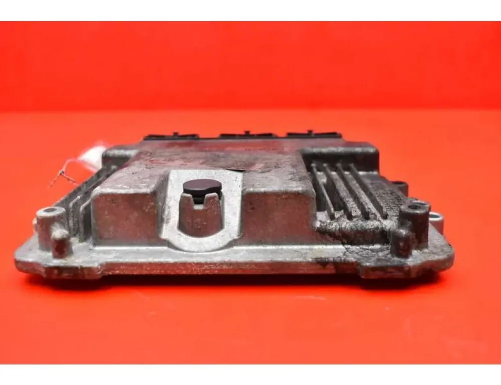 PEUGEOT Riadiaca jednotka motora 9653958980 33923563