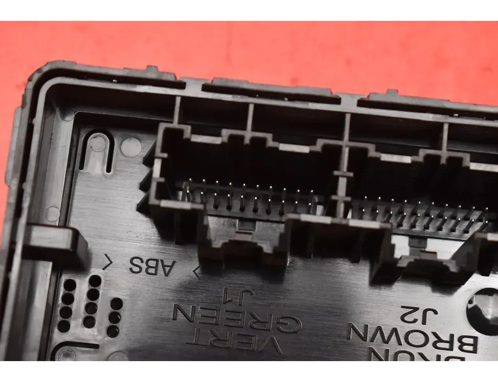 OPEL Insignia B (2017-2024) Riadiaca jednotka motora 84330217 33932286