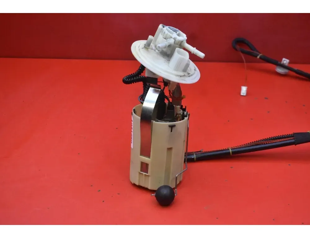 VOLVO XC90 1 generation (2002-2014) Palivové čerpadlo 30645700 34191895